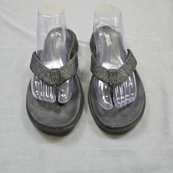 Skechers Shoes - Skechers Goga Max Flip-Flops Sandals Womens Size 10 Black Lightweight Comfort